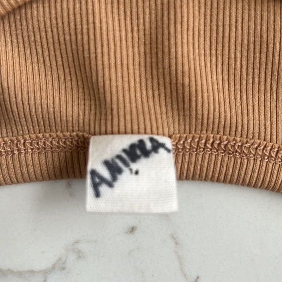 Ribbed creamy beige crop top. Only been worn once. dose not have the tag. - Picture 6 of 6